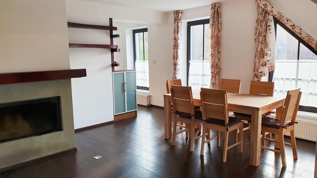 Apartament 4
